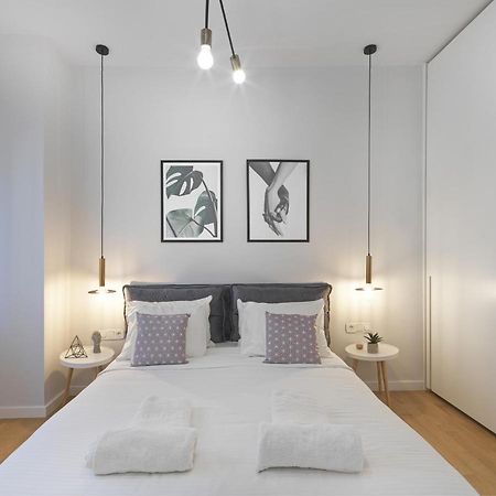 Fresh, New & Ready For You! Rnvtd Apt In Koukaki! Athens Exterior photo